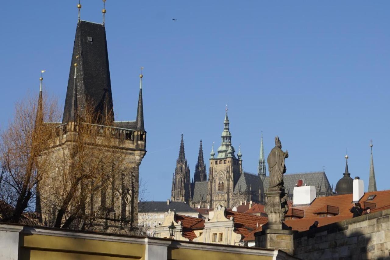 River View Residence By Charles Bridge Praha Eksteriør bilde