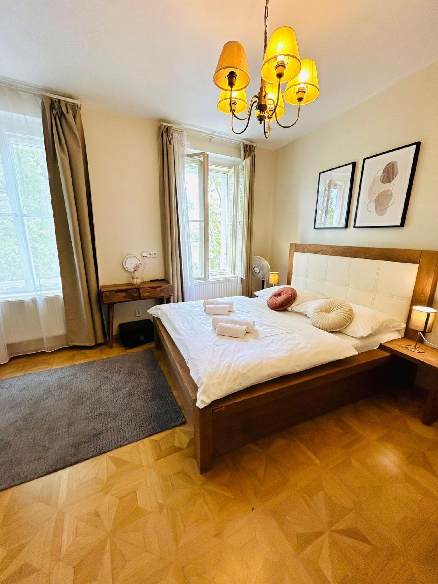 River View Residence By Charles Bridge Praha Eksteriør bilde