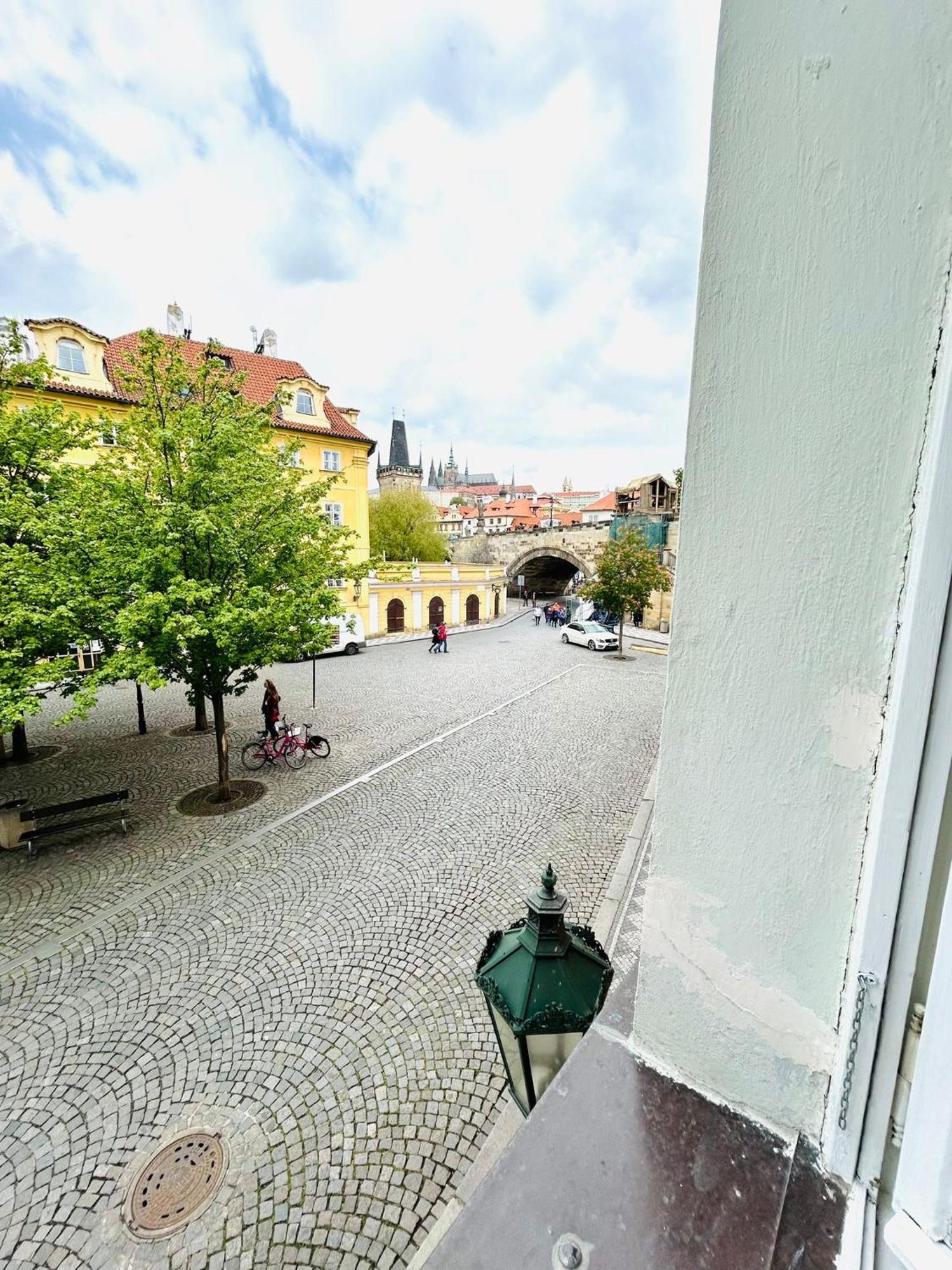 River View Residence By Charles Bridge Praha Eksteriør bilde
